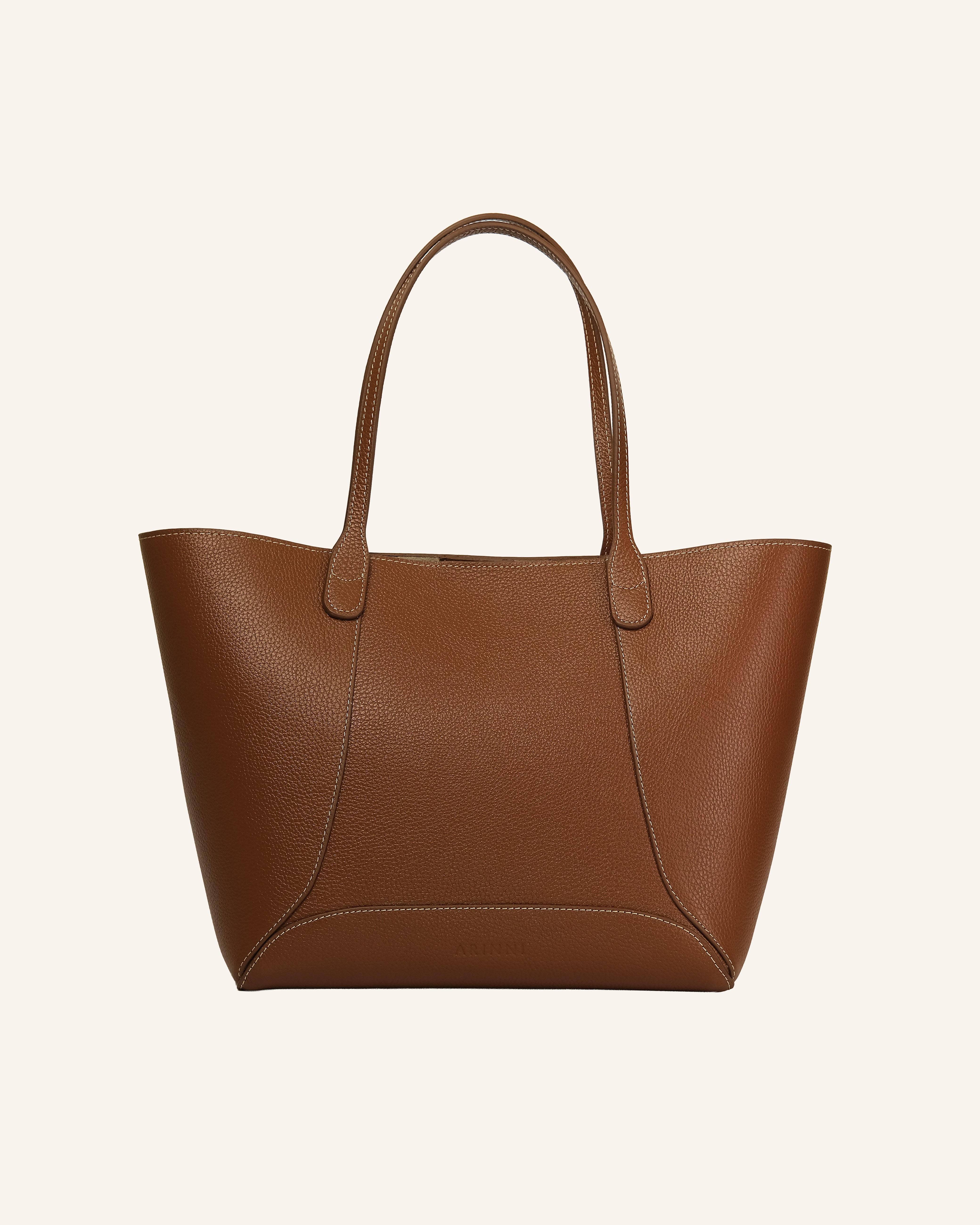 Vela Tote Bag Camel – ARINNI | Strength is carried, not spoken.