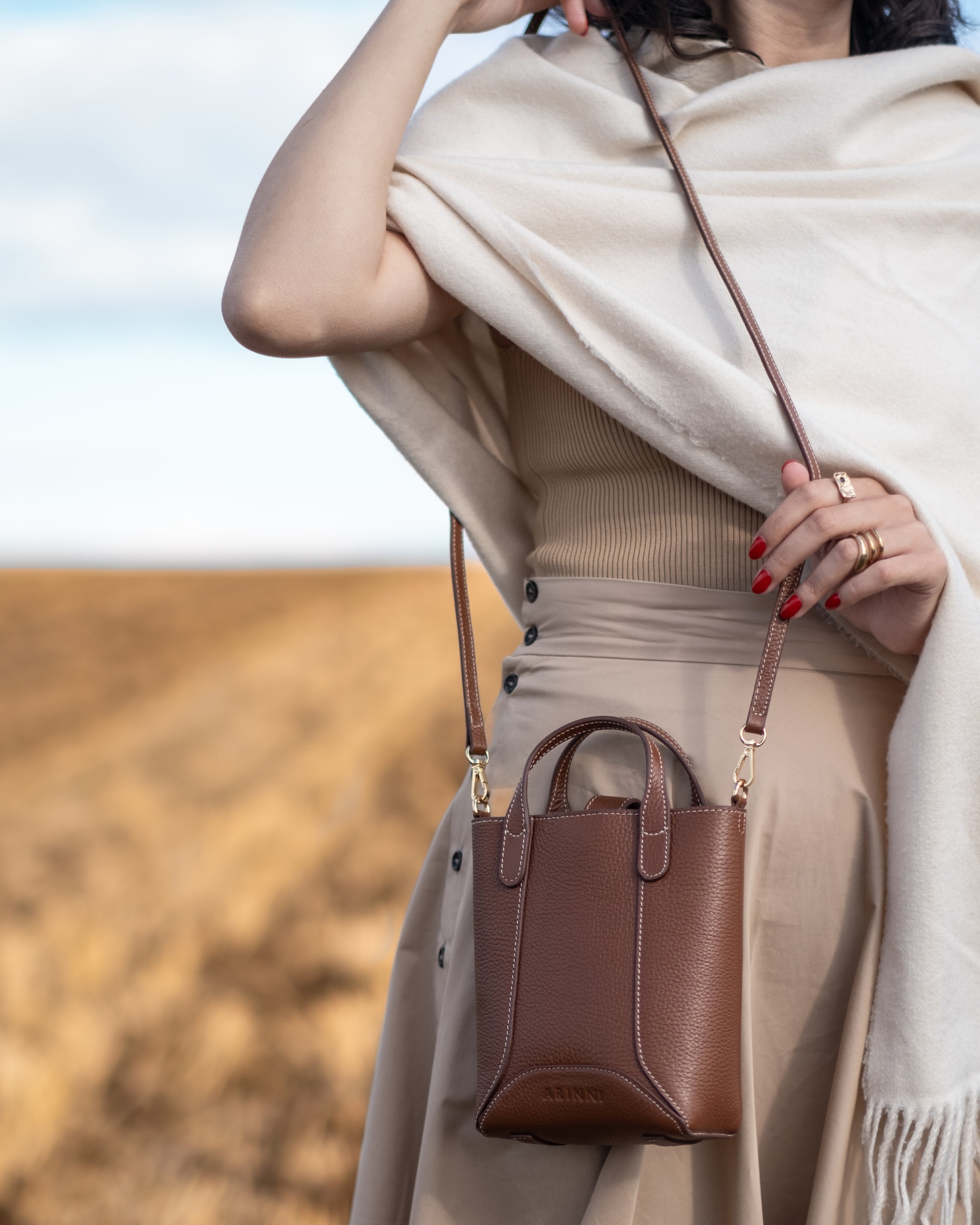 Cael Crossbody Bag Camel