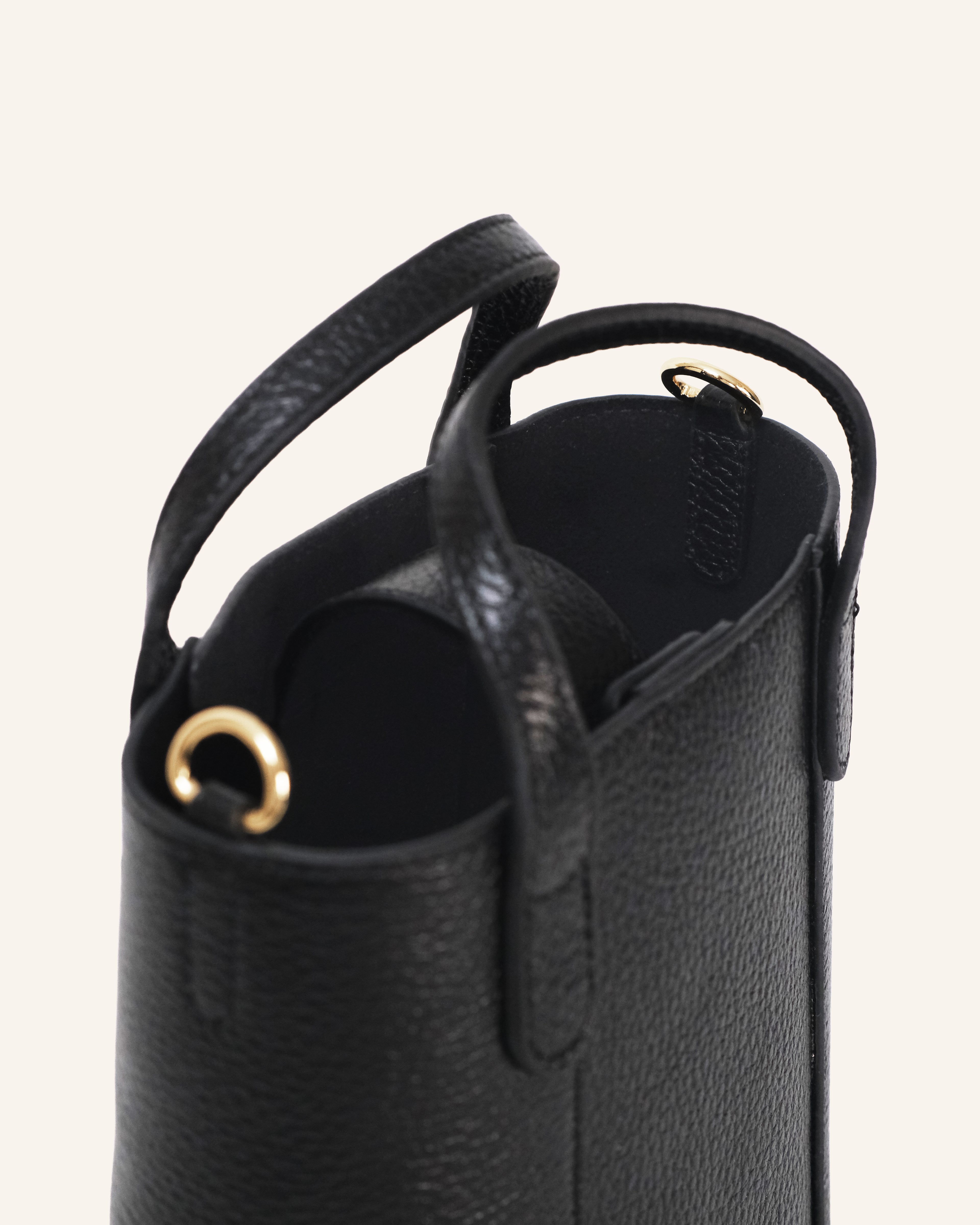 Cael Crossbody Bag Black